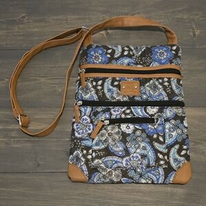 GUC Stone Mountain Blue Paisley Crossbody Bag Zipper Pockets Floral Quilted